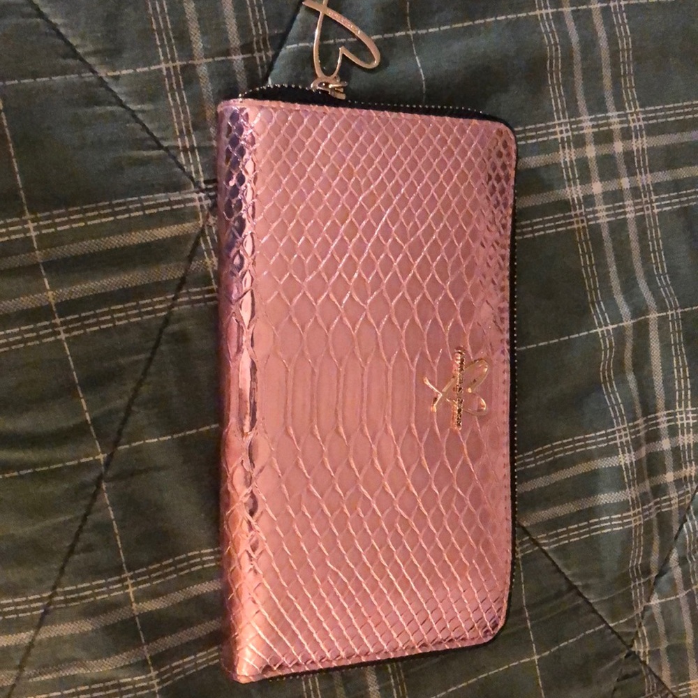 Heart Stud Zip Wallet